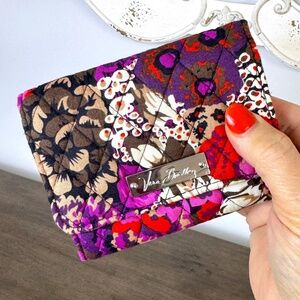 VERA BRADLEY Retired Rosewood Pattern Trifold Wallet Lightweight Black Interior